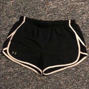 Black Under Armour shorts